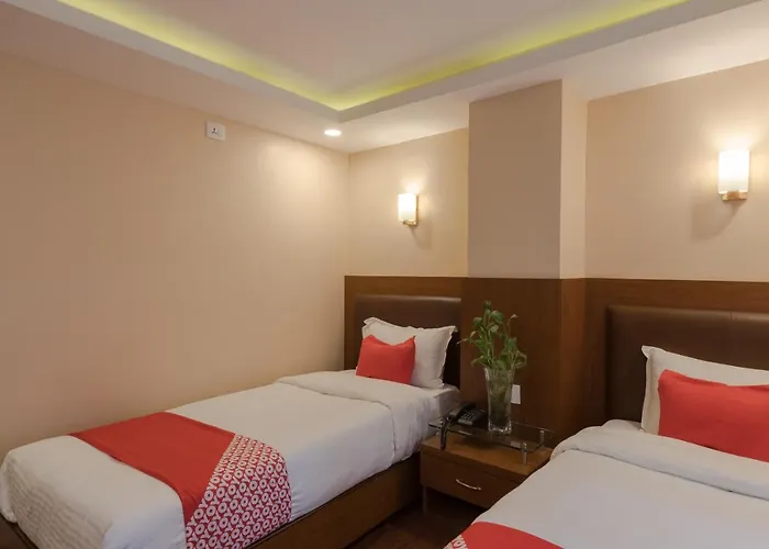 Oyo 670 Bagdurbar 3*
