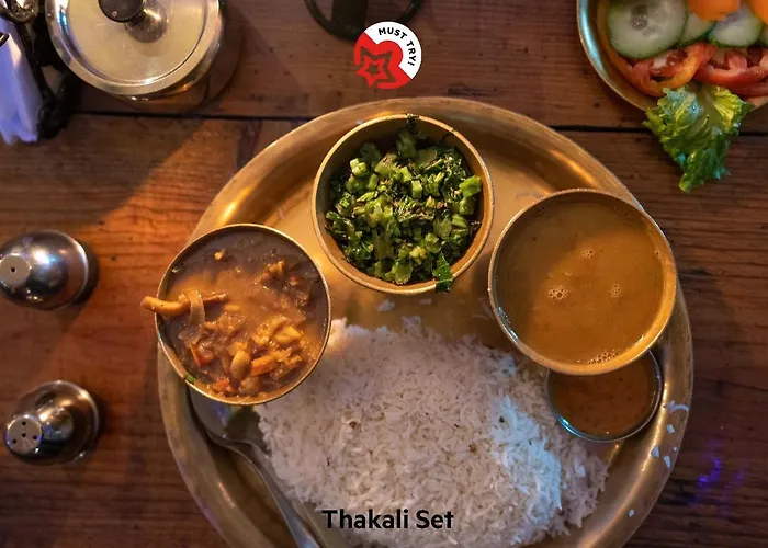 Oyo 670 Bagdurbar Hotel